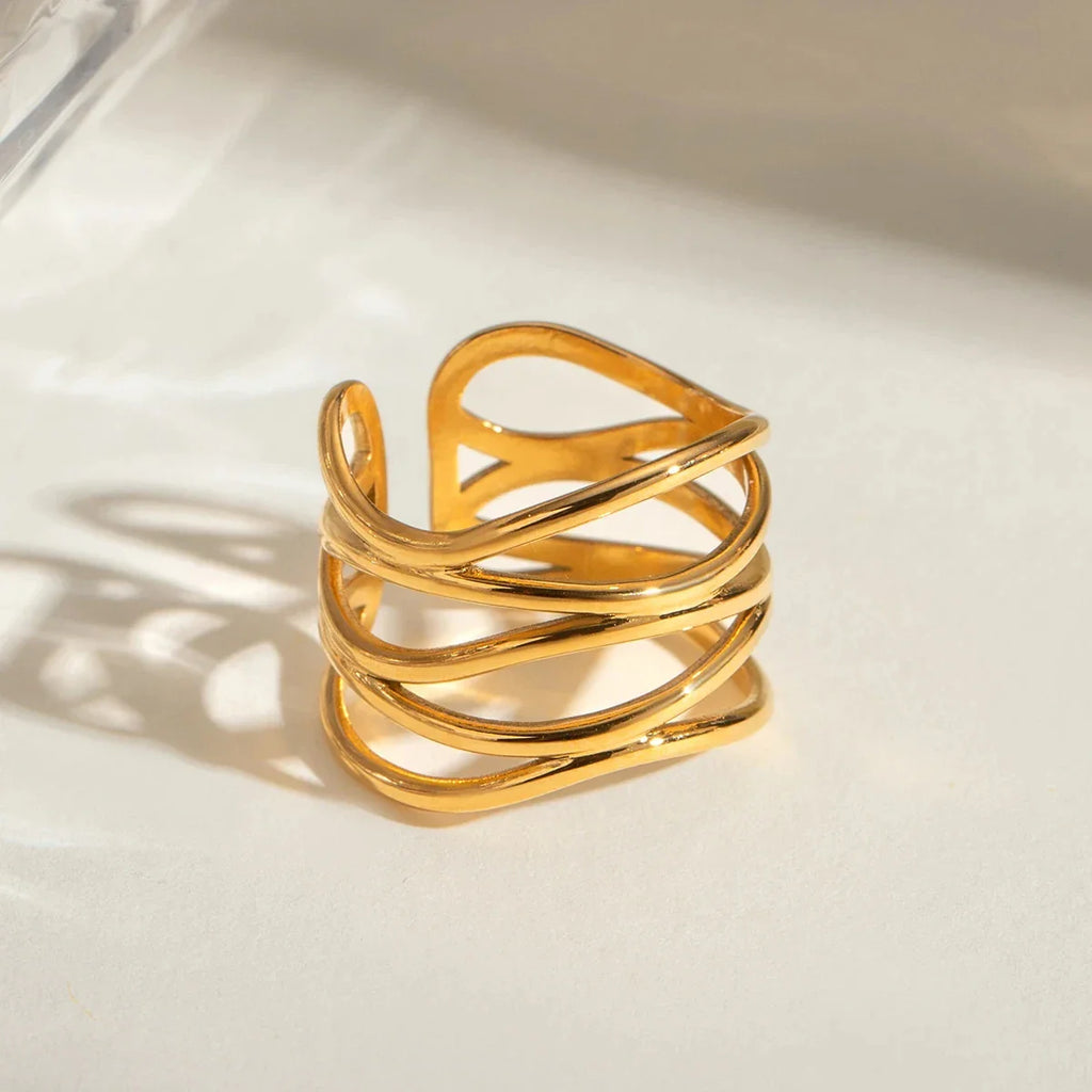 Holed lined ring