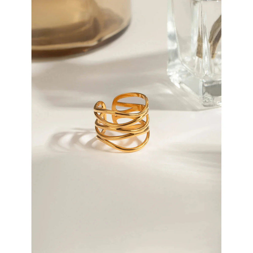 Holed lined ring