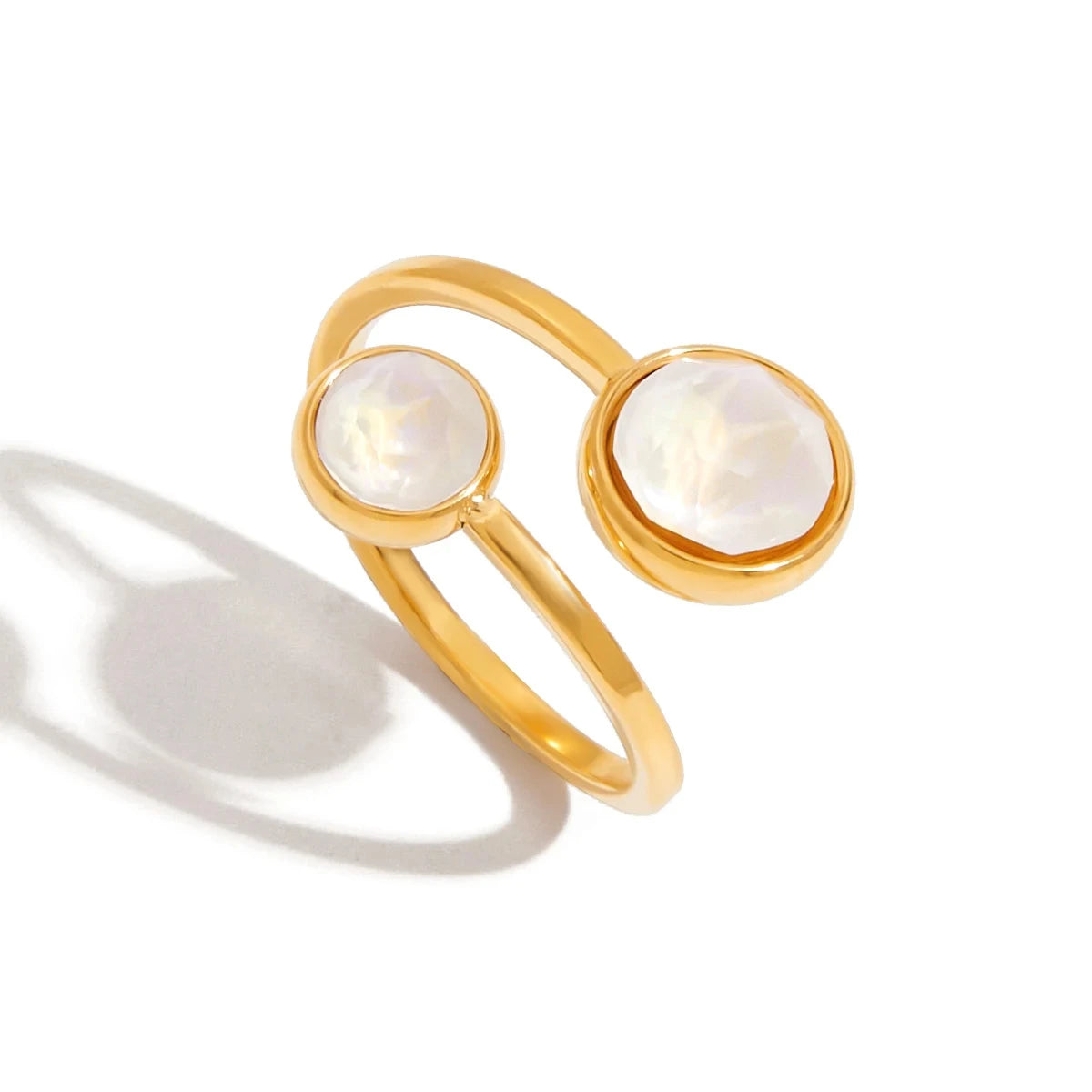 Spiral stoned ring