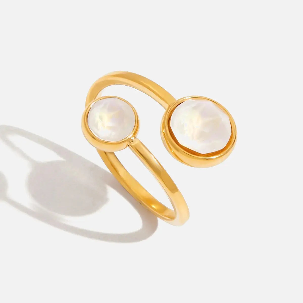 Spiral stoned ring